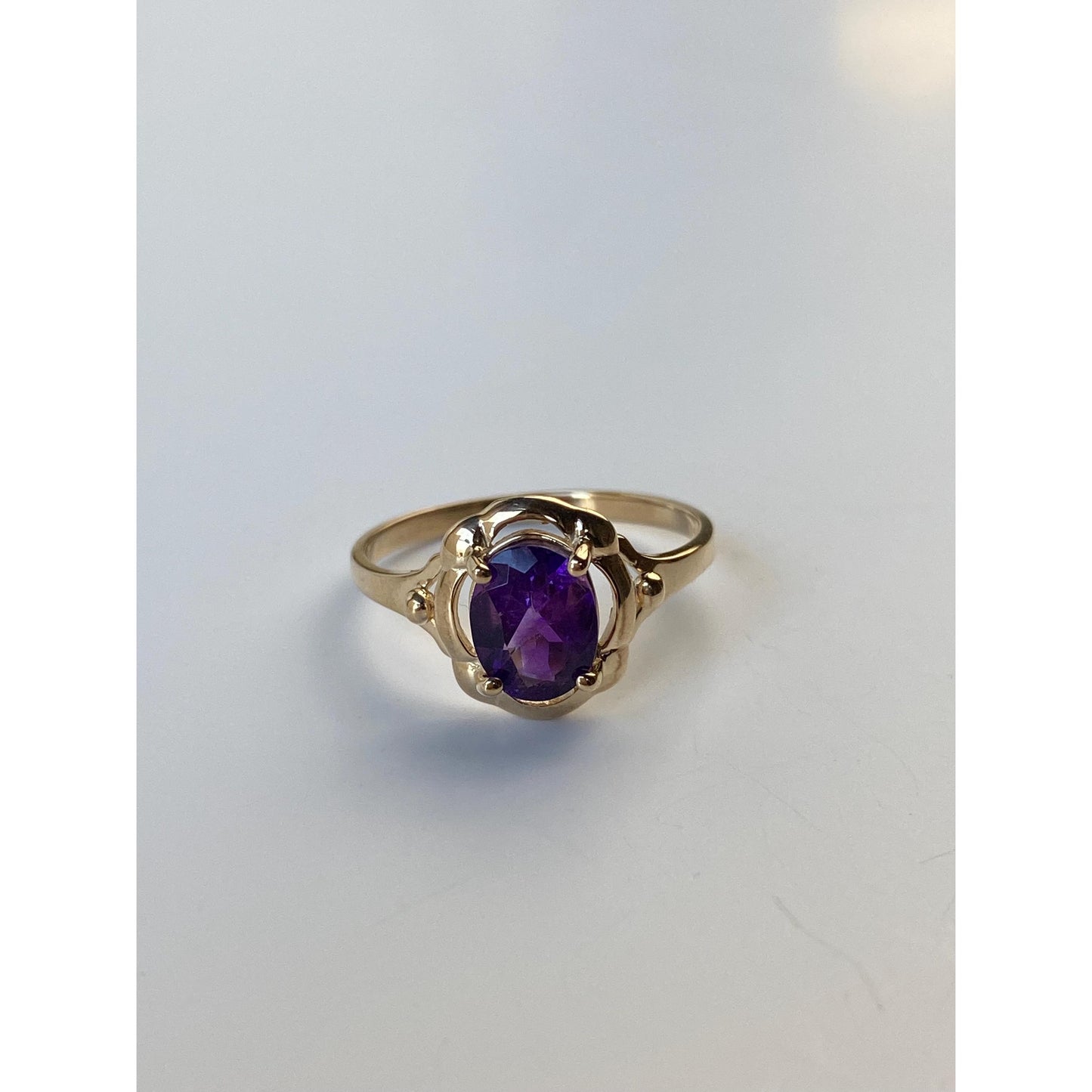 Vintage Solid 14k Yellow Gold Amethyst Ring - Size 6.5