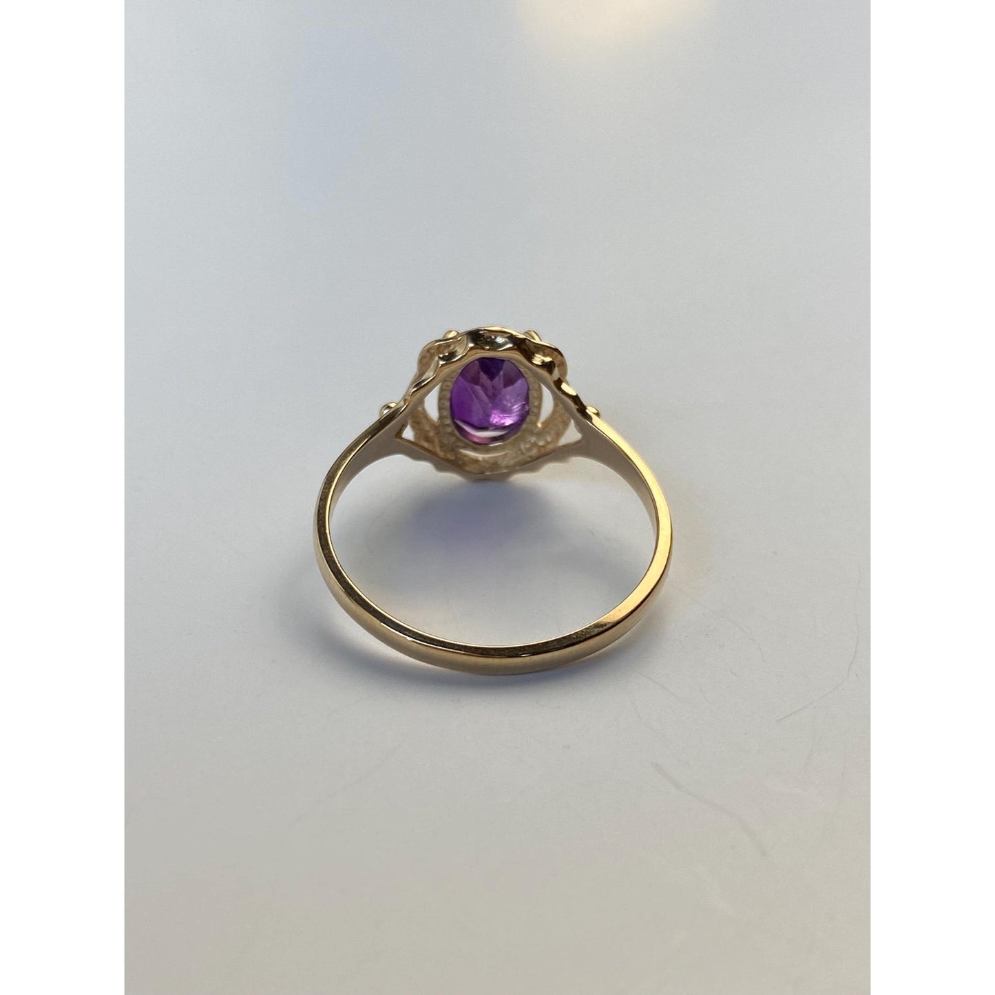 Vintage Solid 14k Yellow Gold Amethyst Ring - Size 6.5