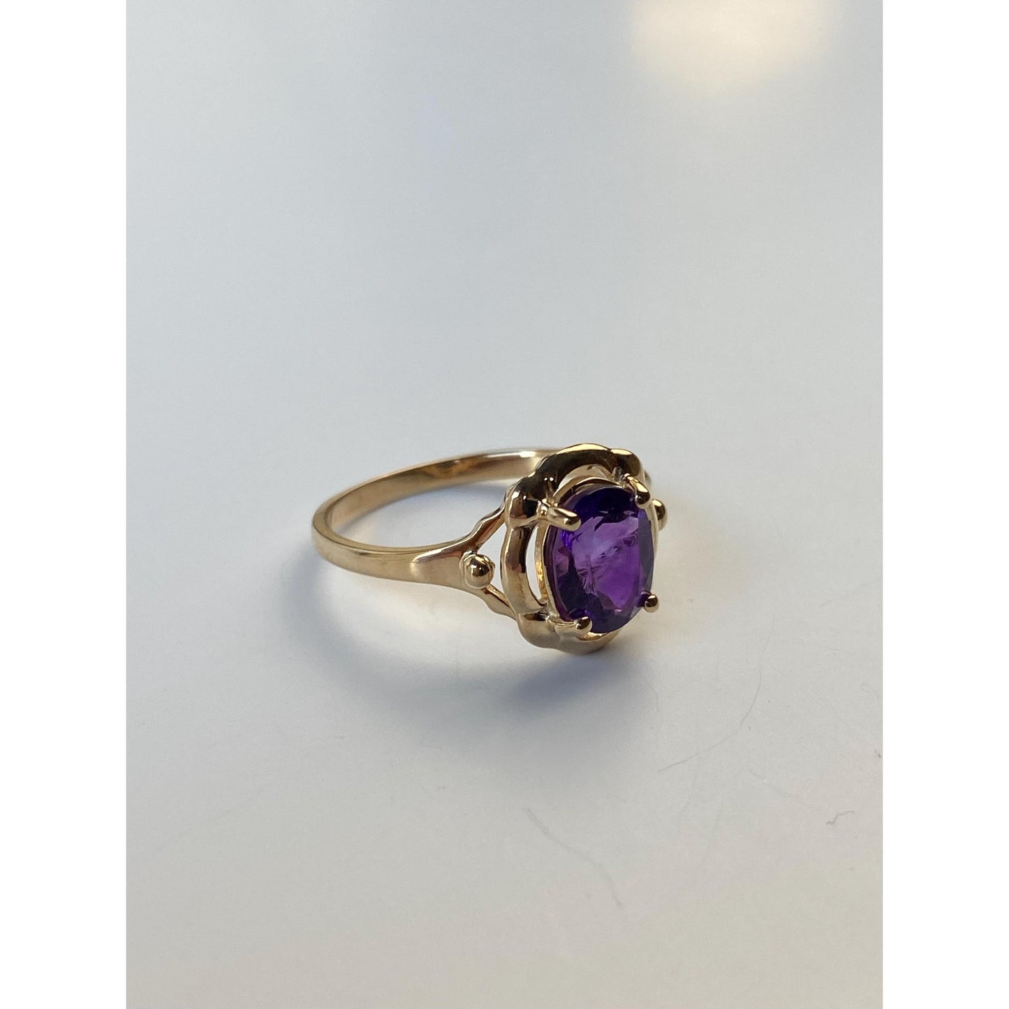 Vintage Solid 14k Yellow Gold Amethyst Ring - Size 6.5