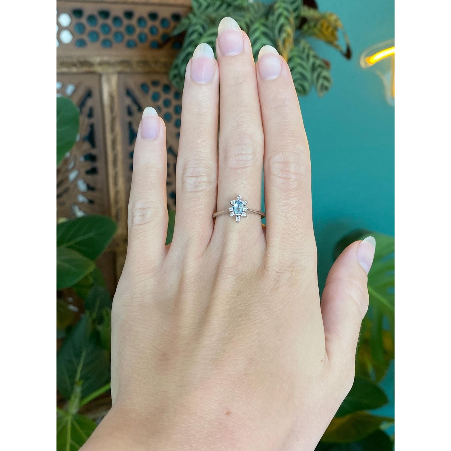 Vintage Solid 10k White Gold Diamond Halo Aquamarine Ring - Size 7.25