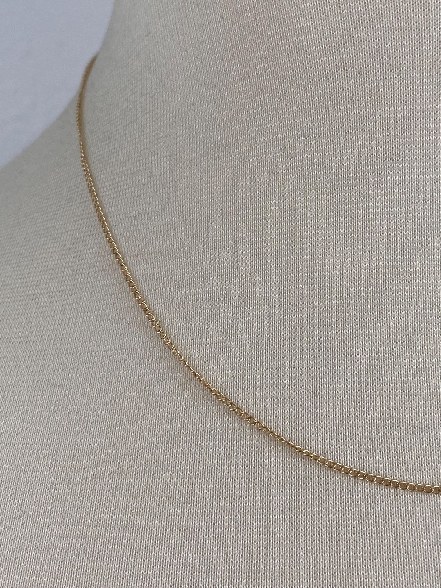 Vintage Solid 14k Yellow Gold Dainty Curb Chain Necklace - 17.5 inches