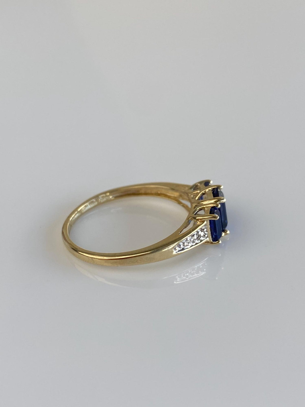 Vintage Solid 10k White & Yellow Gold Diamond Blue Sapphire Ring - Size 8.25