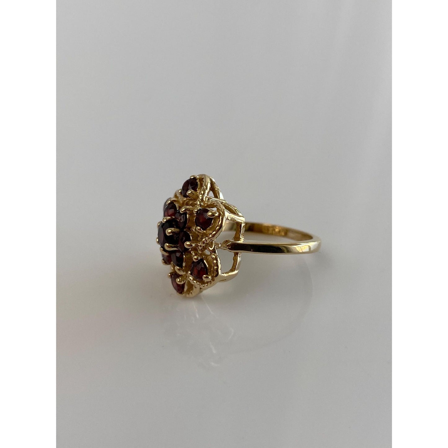 Vintage Solid 14k Yellow Gold Garnet Cluster Ring - Size 5.75