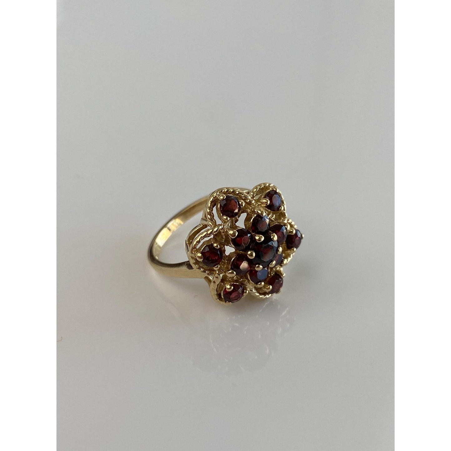 Vintage Solid 14k Yellow Gold Garnet Cluster Ring - Size 5.75