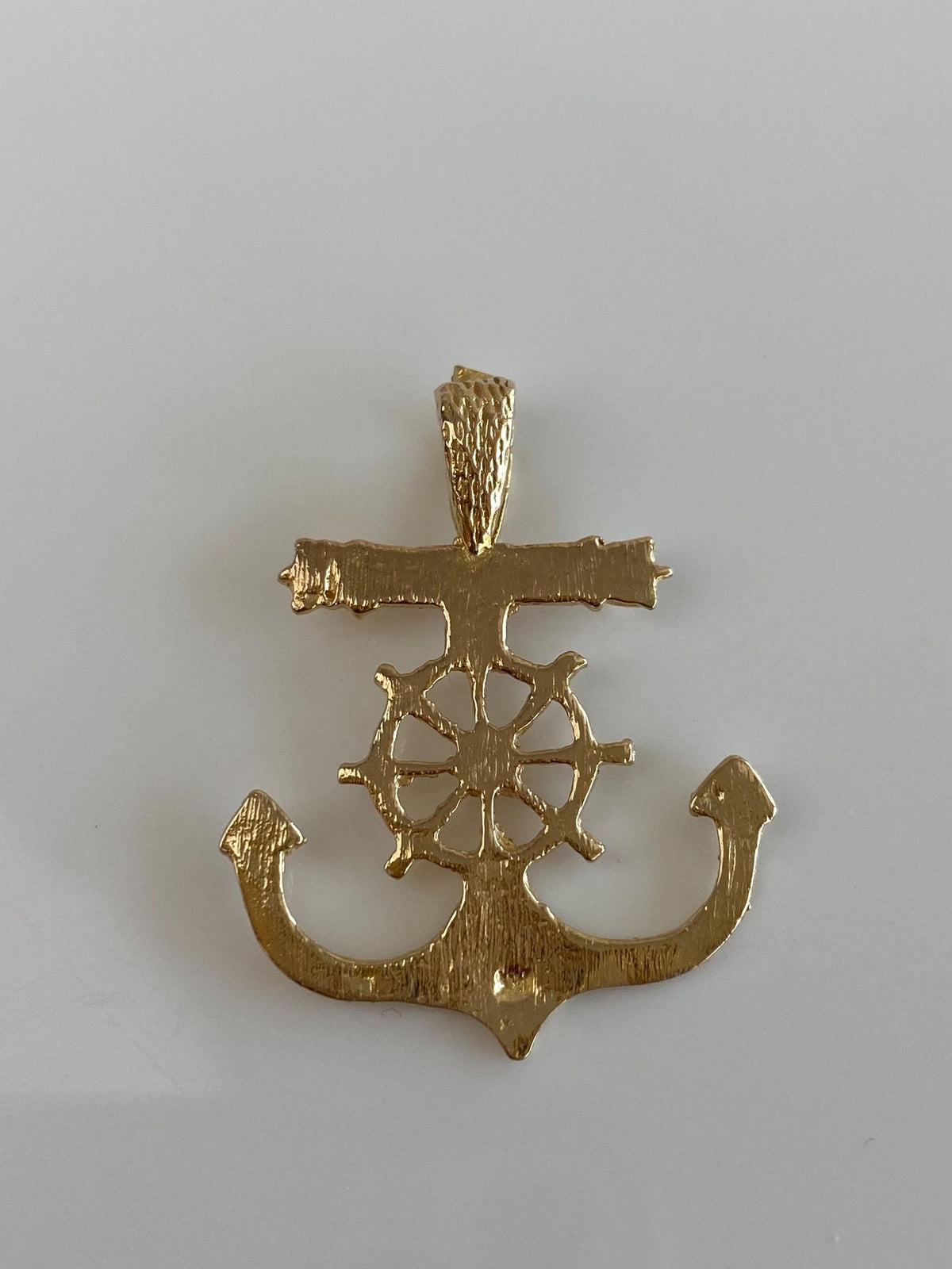 Vintage Solid 14k Yellow Gold Diamond Cut Anchor Helm Charm