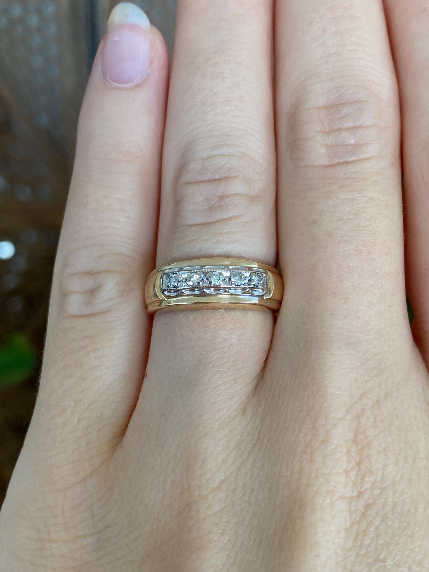 Vintage Solid 14k White & Yellow Gold Diamond Ring Band - Size 5.75