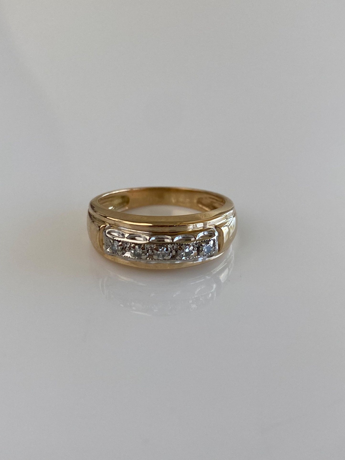 Vintage Solid 14k White & Yellow Gold Diamond Ring Band - Size 5.75