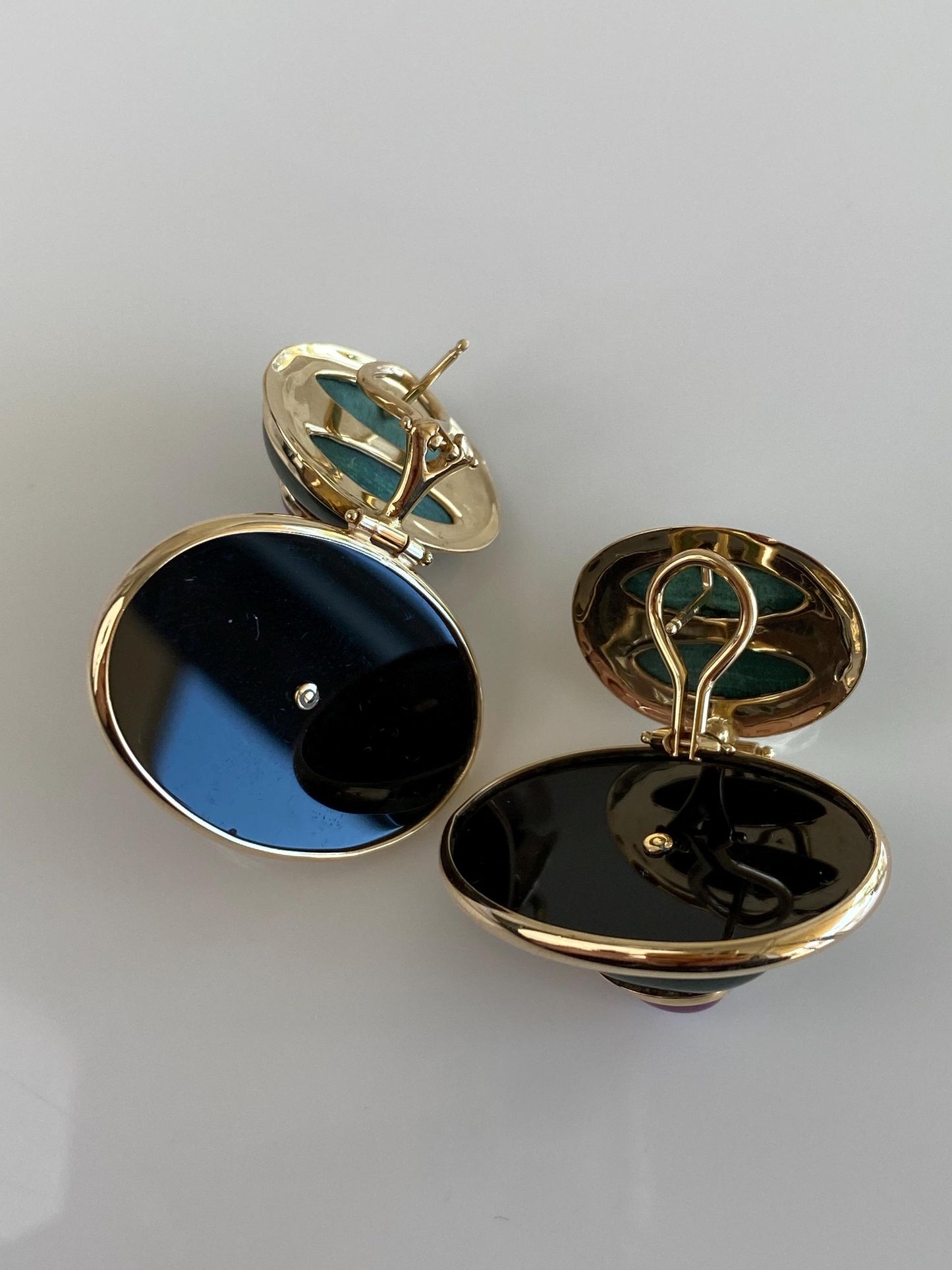 Vintage Solid 14k Yellow Gold Black Onyx Malachite Ruby Drop Earrings