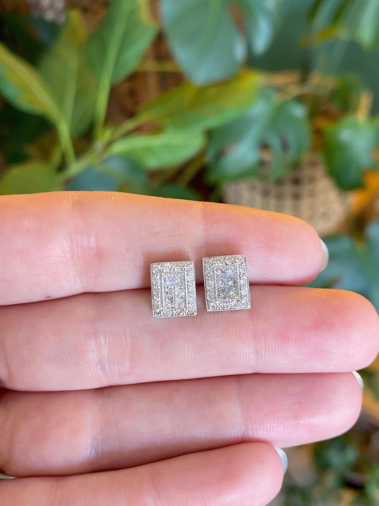 Vintage Solid 18k White Gold Diamond Square Stud Earrings