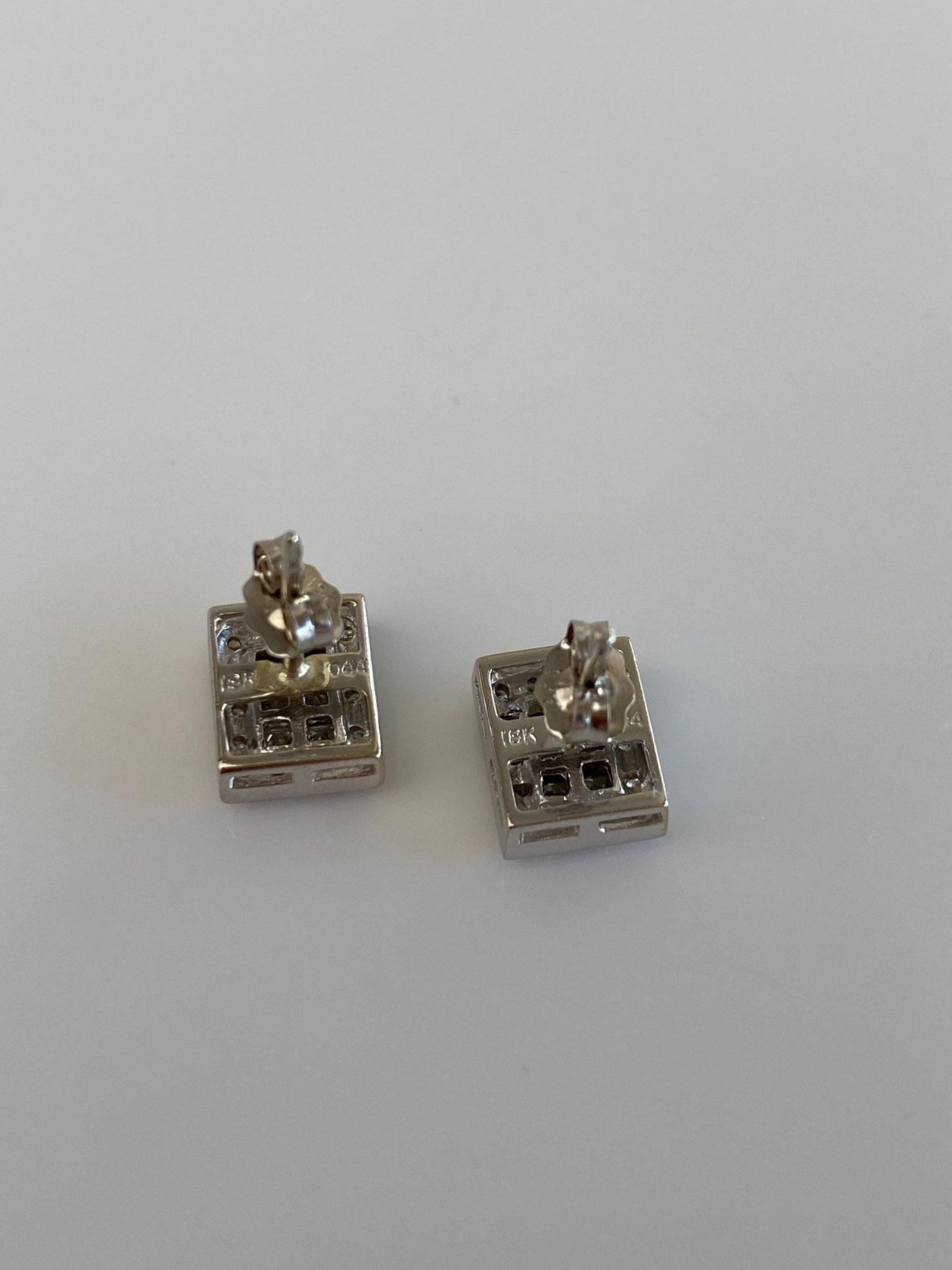 Vintage Solid 18k White Gold Diamond Square Stud Earrings