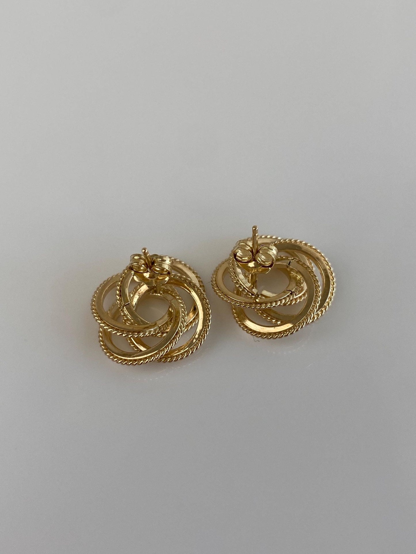 Vintage 14k Yellow Gold Knot Stud Earrings