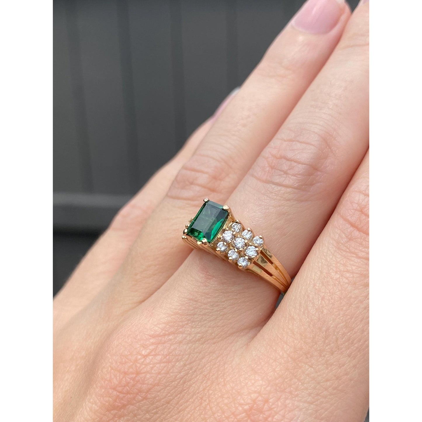 Solid 14k Yellow Gold Lab Emerald Cubic Zirconia Ring - Size 6