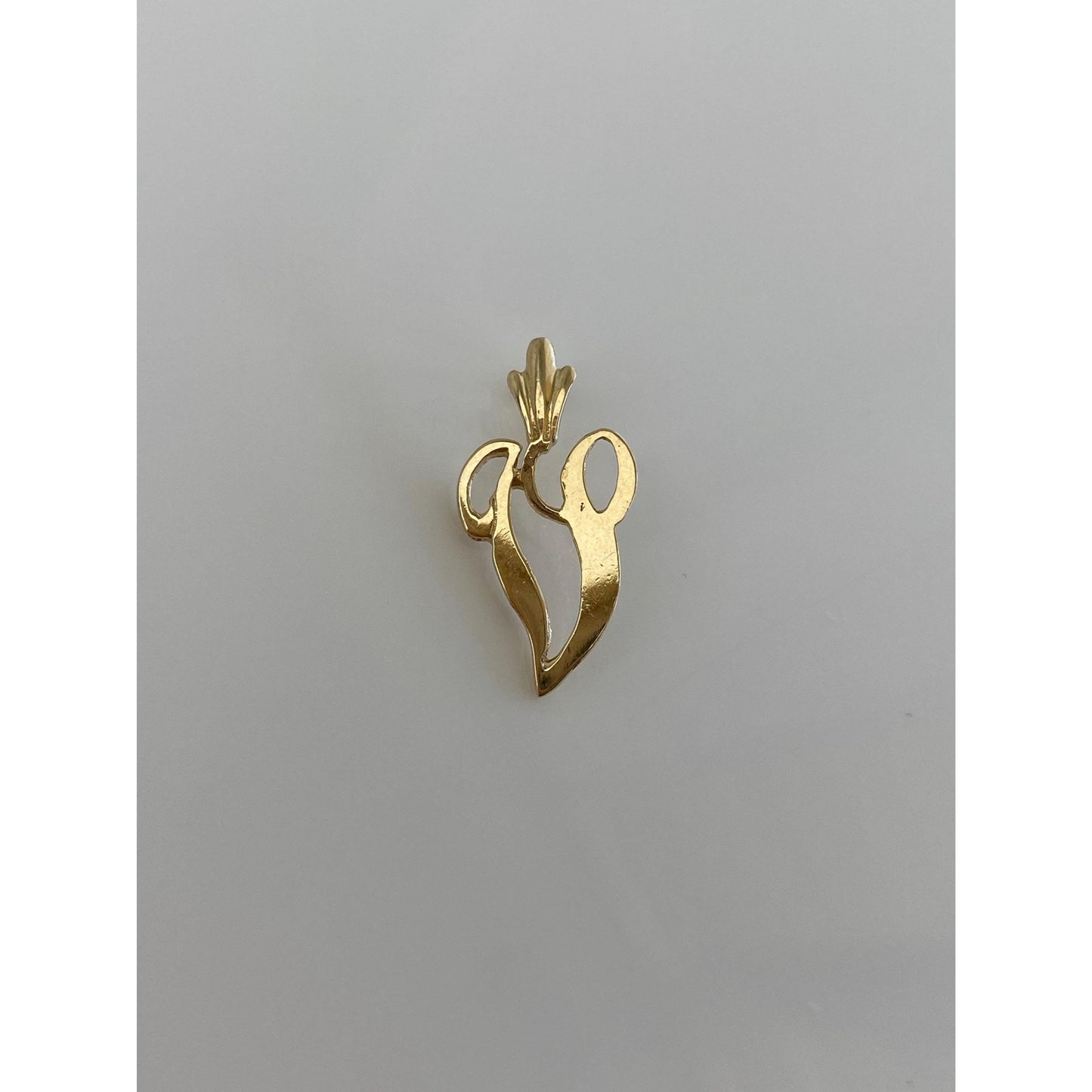Vintage Solid 14k Yellow Gold Initial 'V' Charm