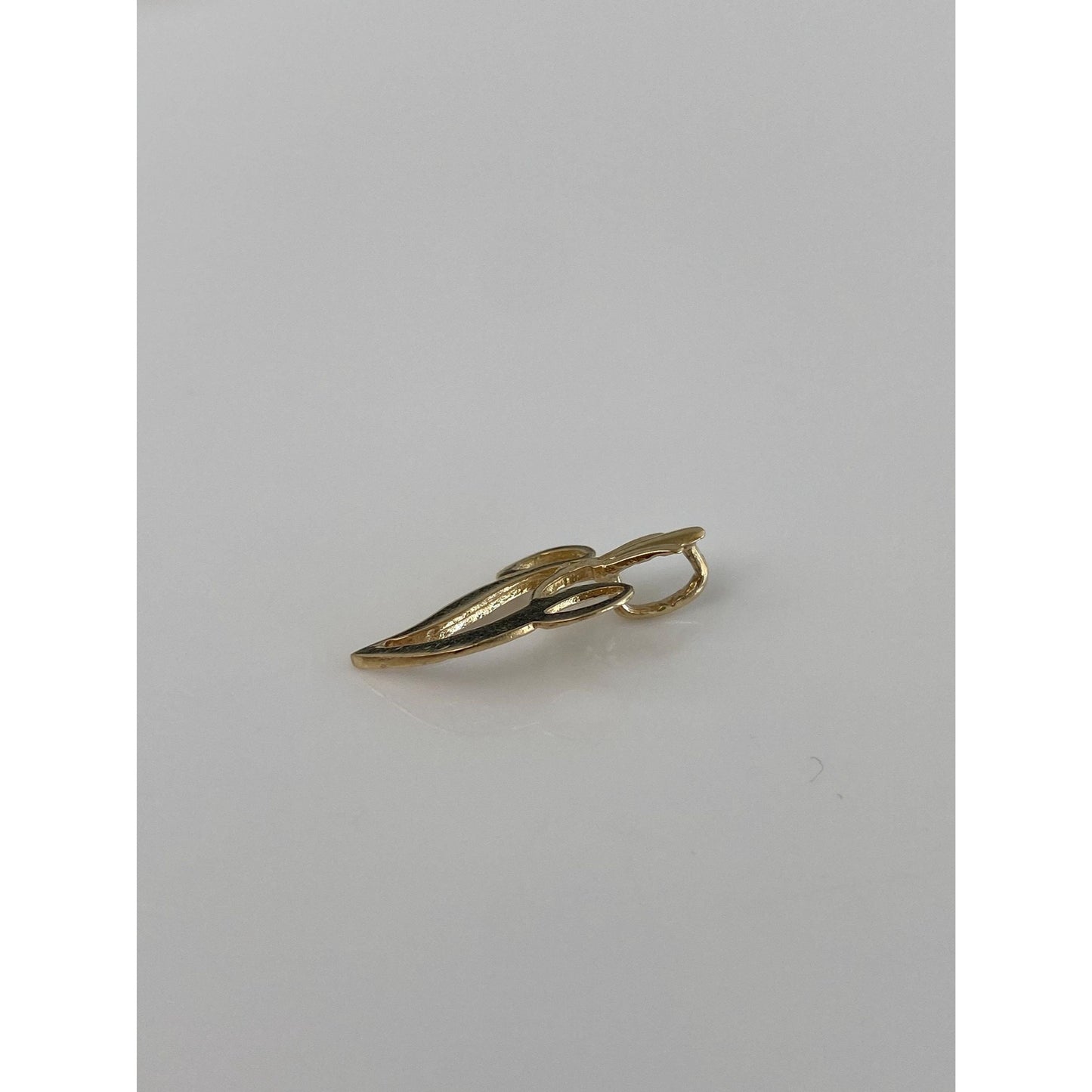 Vintage Solid 14k Yellow Gold Initial 'V' Charm