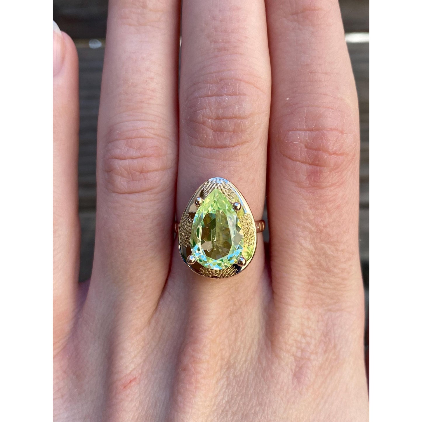 Solid 10k Yellow Gold Light Green Spinel Teardrop Ring - Size 6.25
