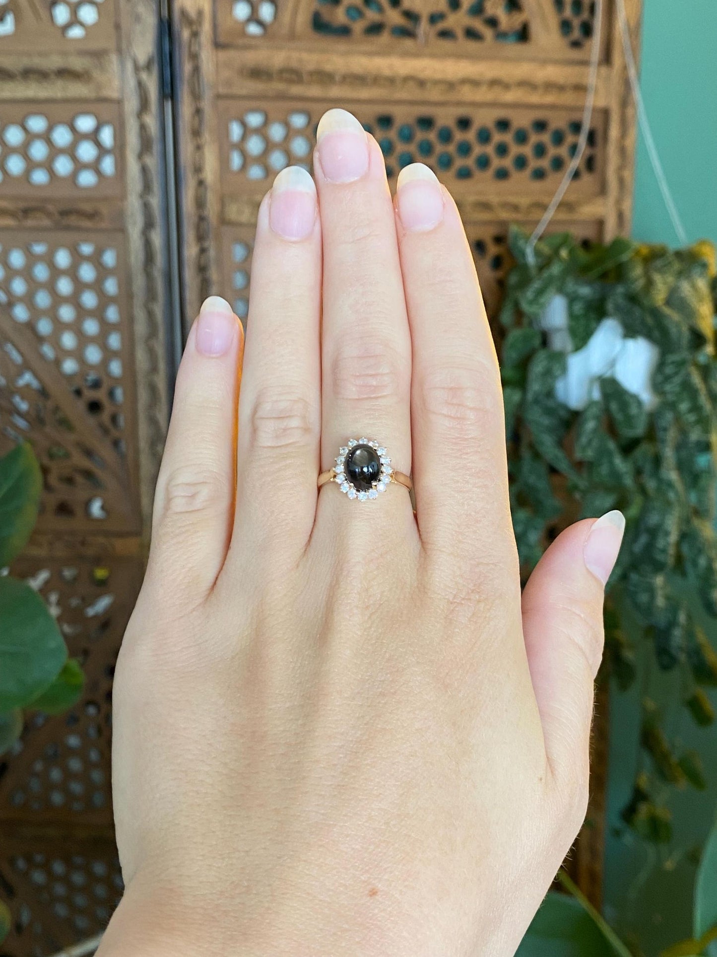 Solid 14k Yellow Gold Clear Cubic Zirconia Halo Star Sapphire Ring - Size 6.25