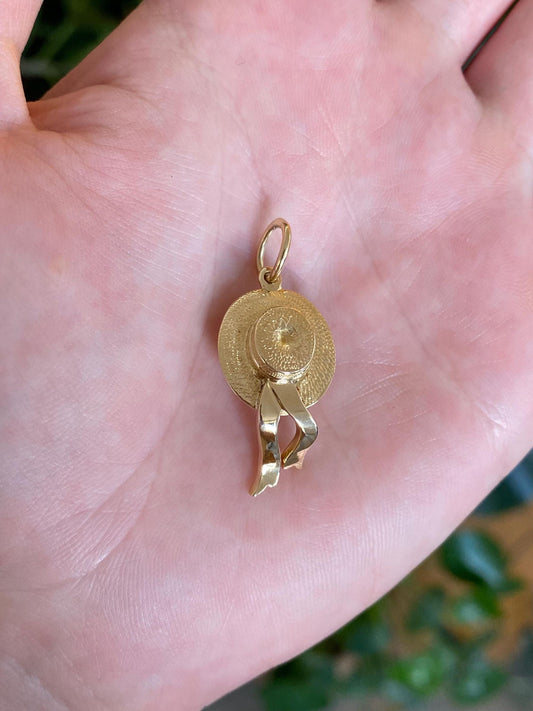 Vintage Solid 18k Yellow Gold Ribbon Hat Charm