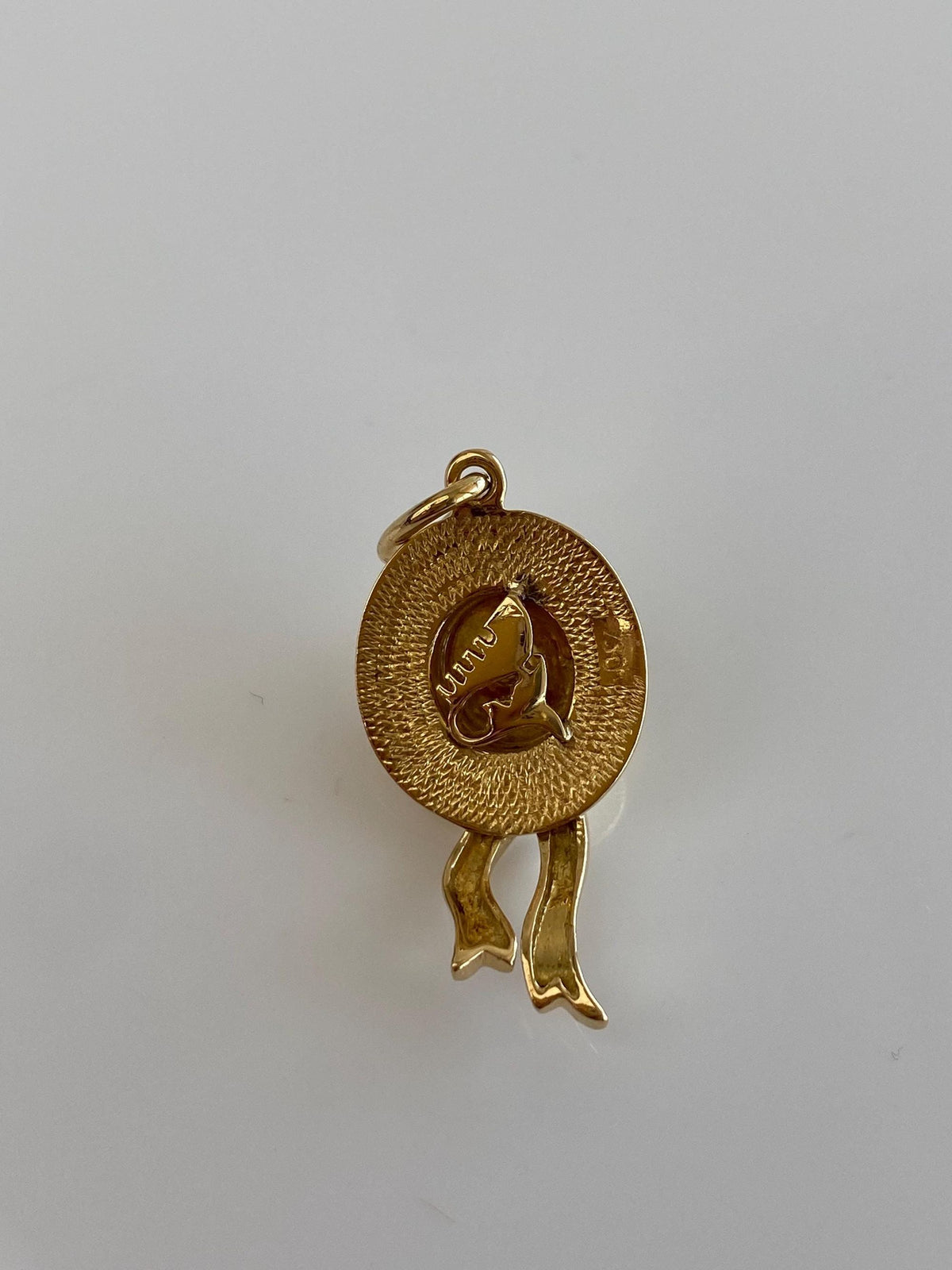 Vintage Solid 18k Yellow Gold Ribbon Hat Charm