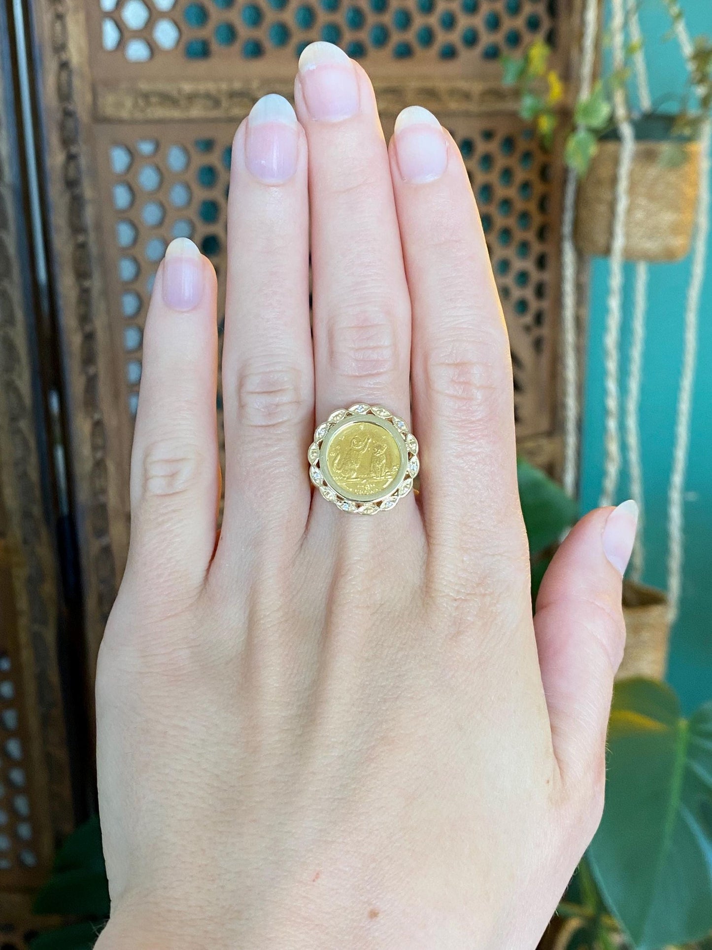 Vintage Solid 24k Yellow Gold Kittens 1/25 Oz. Coin in 14k Ring - Size 6.75