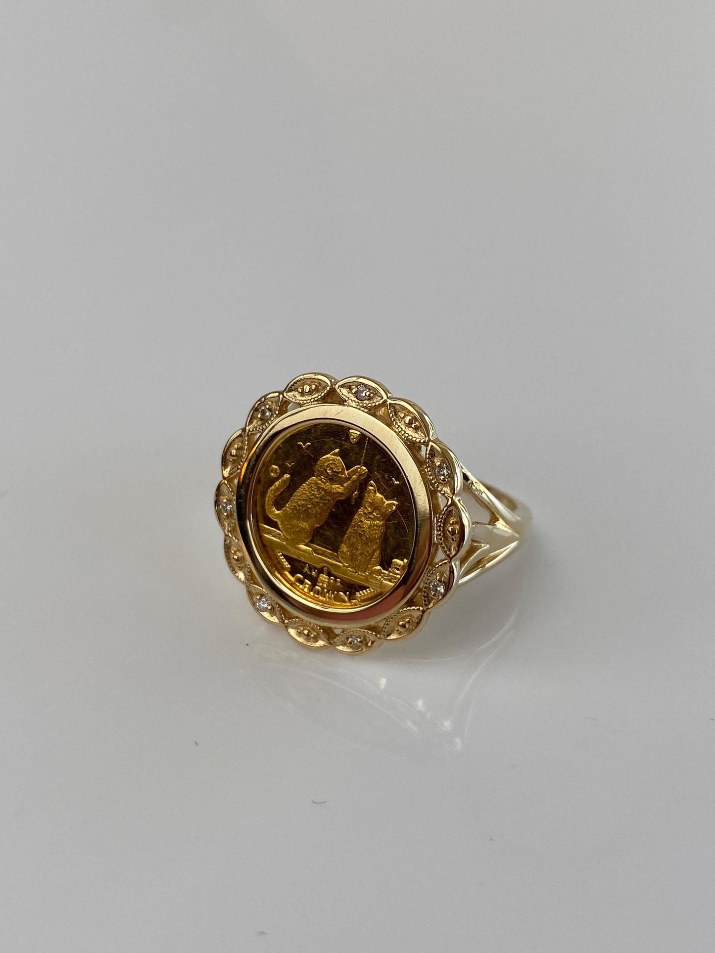 Vintage Solid 24k Yellow Gold Kittens 1/25 Oz. Coin in 14k Ring - Size 6.75