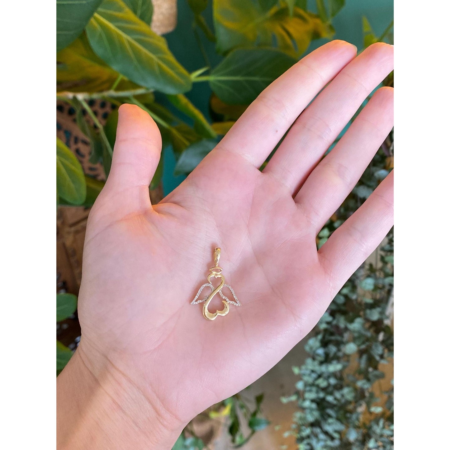 Vintage Solid 14k Yellow Gold Diamond Angel Charm