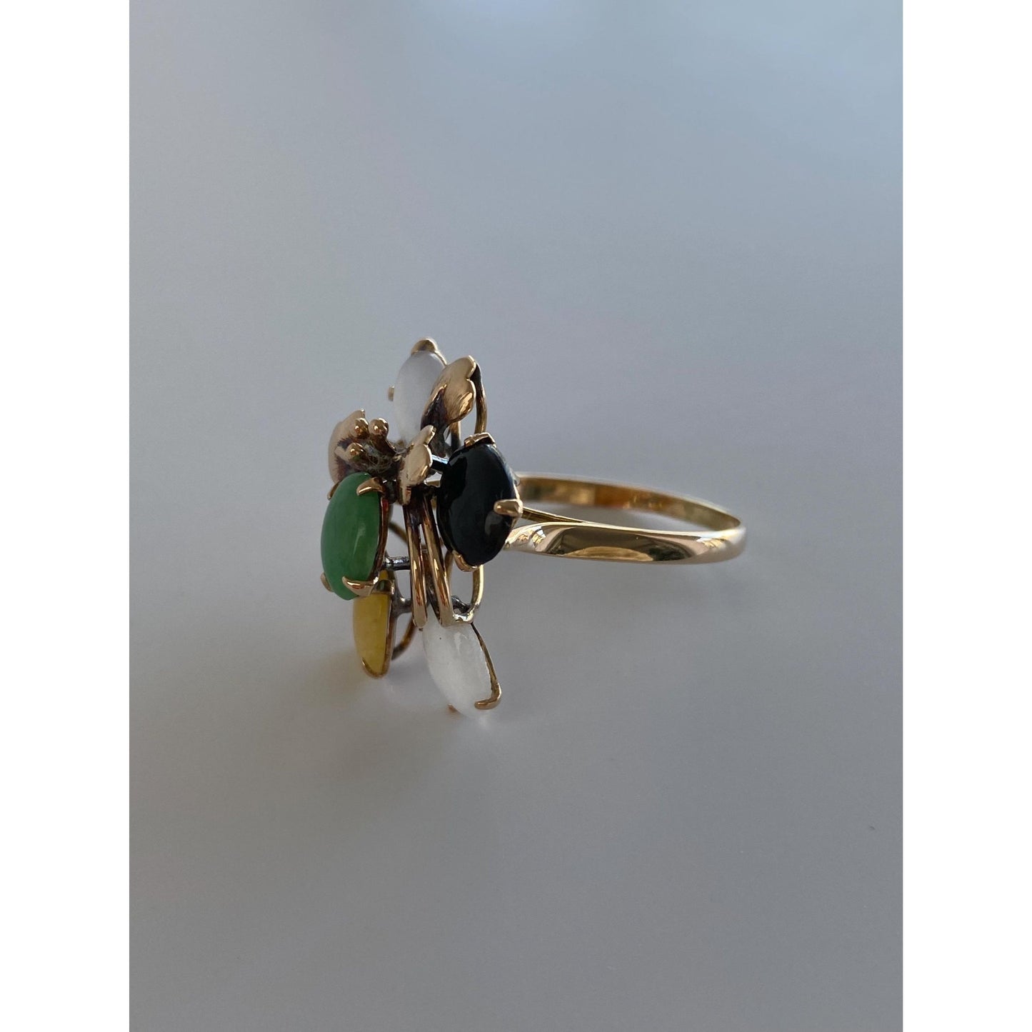 Solid 14k Yellow Gold Colored Jade Ring - Size 8