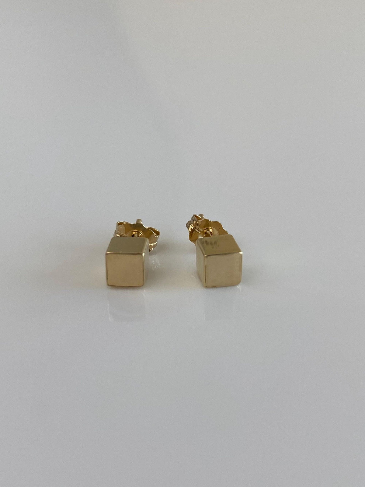 Vintage 14k Yellow Gold Cube Stud Earrings