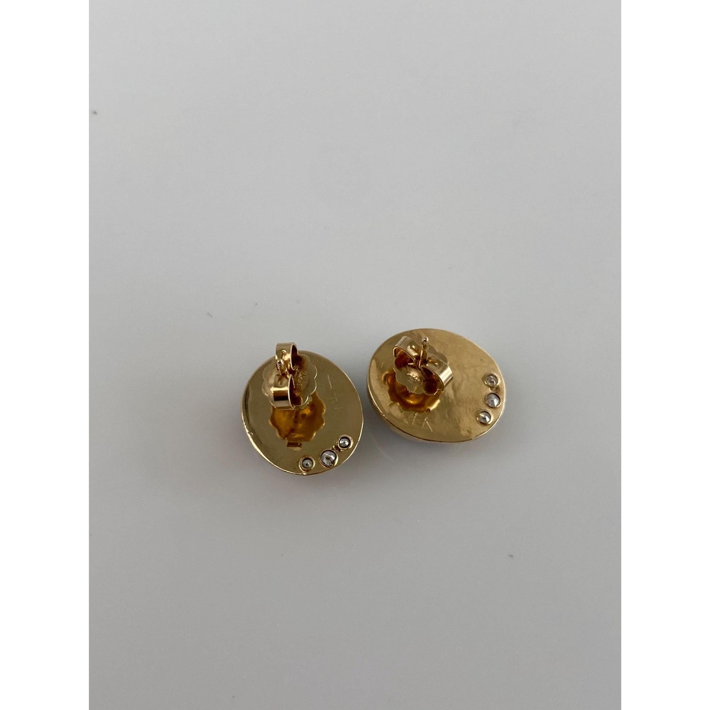 Vintage Solid 14k Yellow Gold Diamond Star Sapphire Stud Earrings