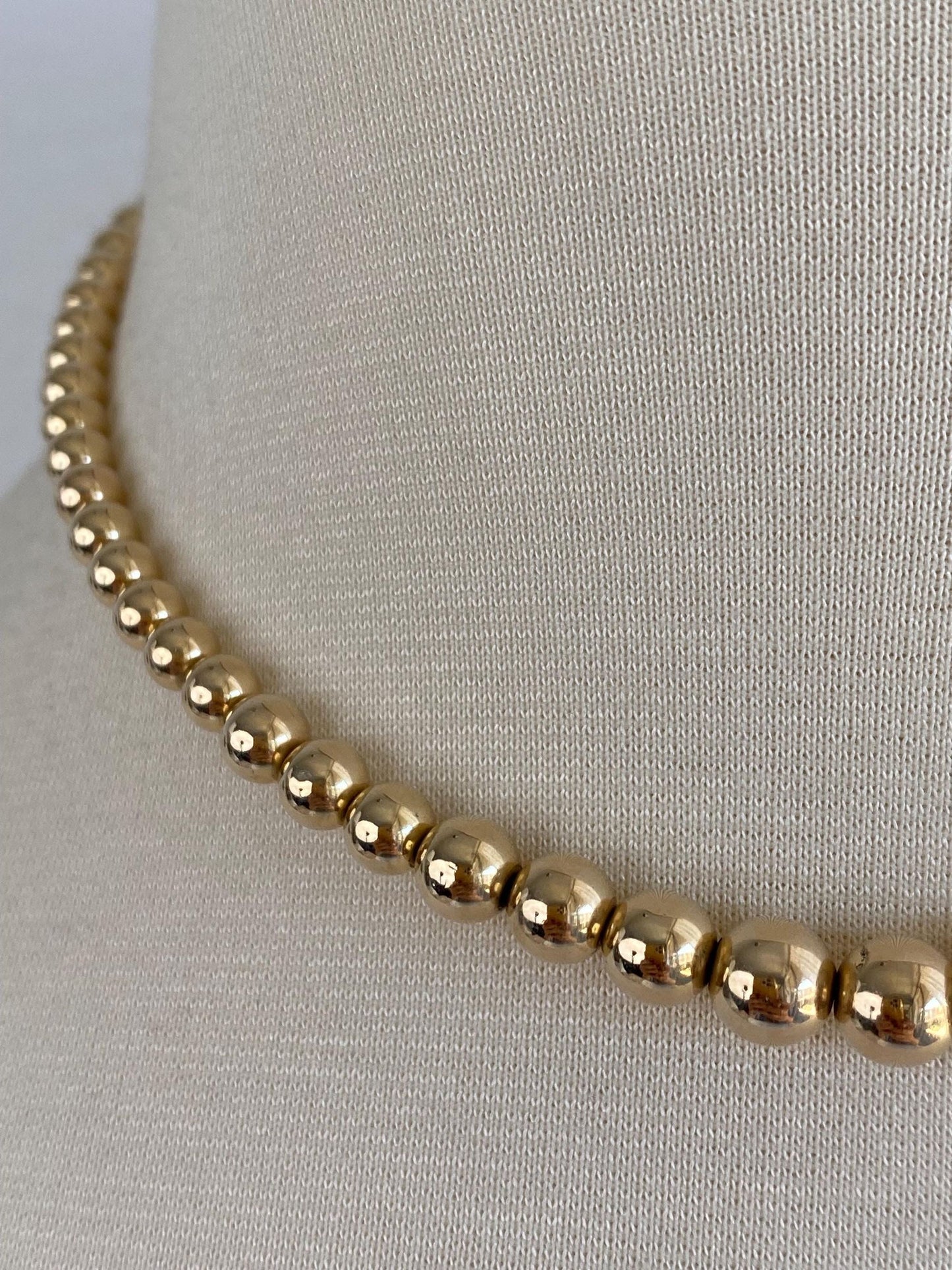 Vintage 14k Yellow Gold Graduated Gold Ball Necklace - 15.5 inches