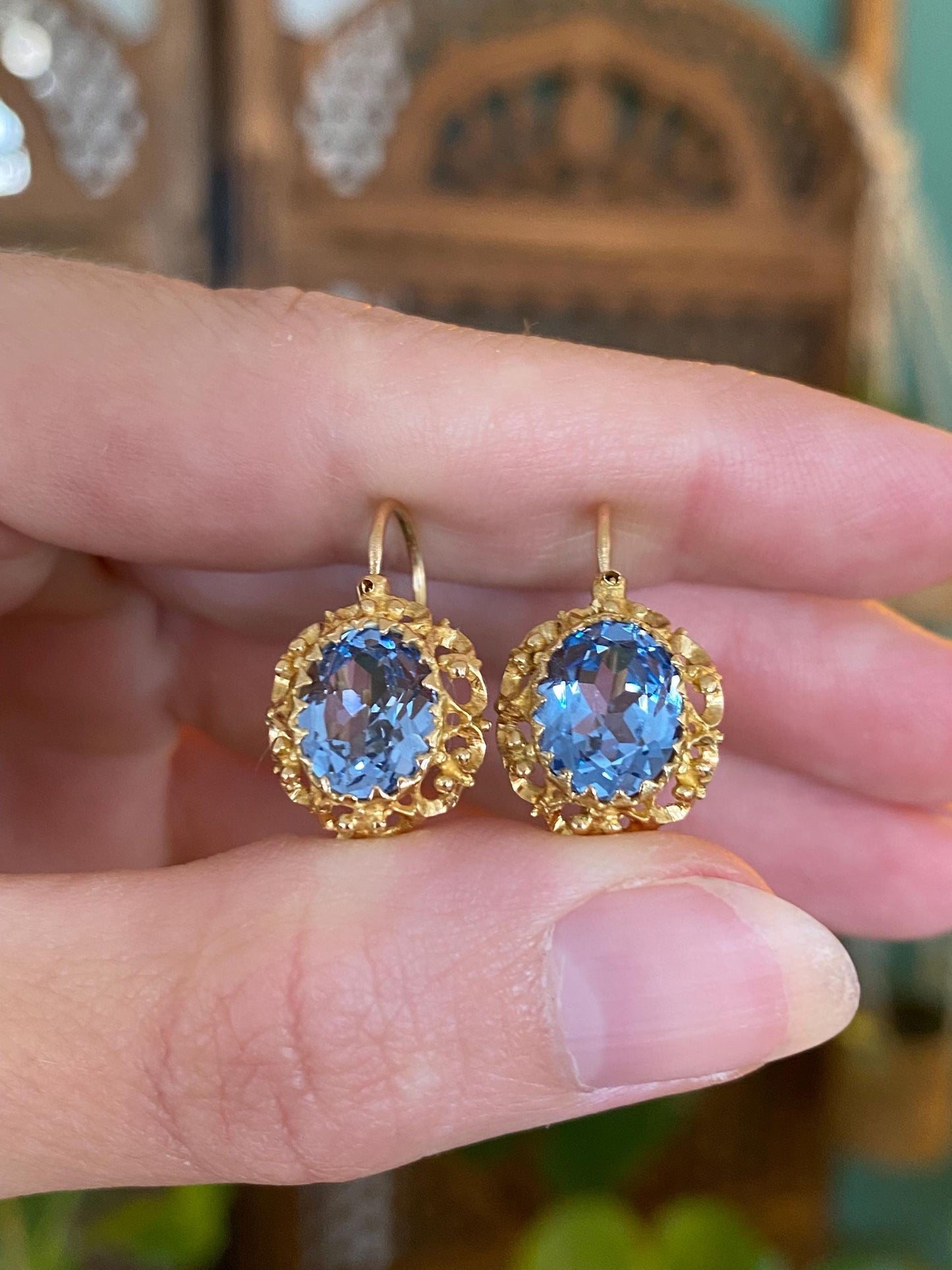 Vintage Solid 18k Yellow Gold Topaz Drop Earrings