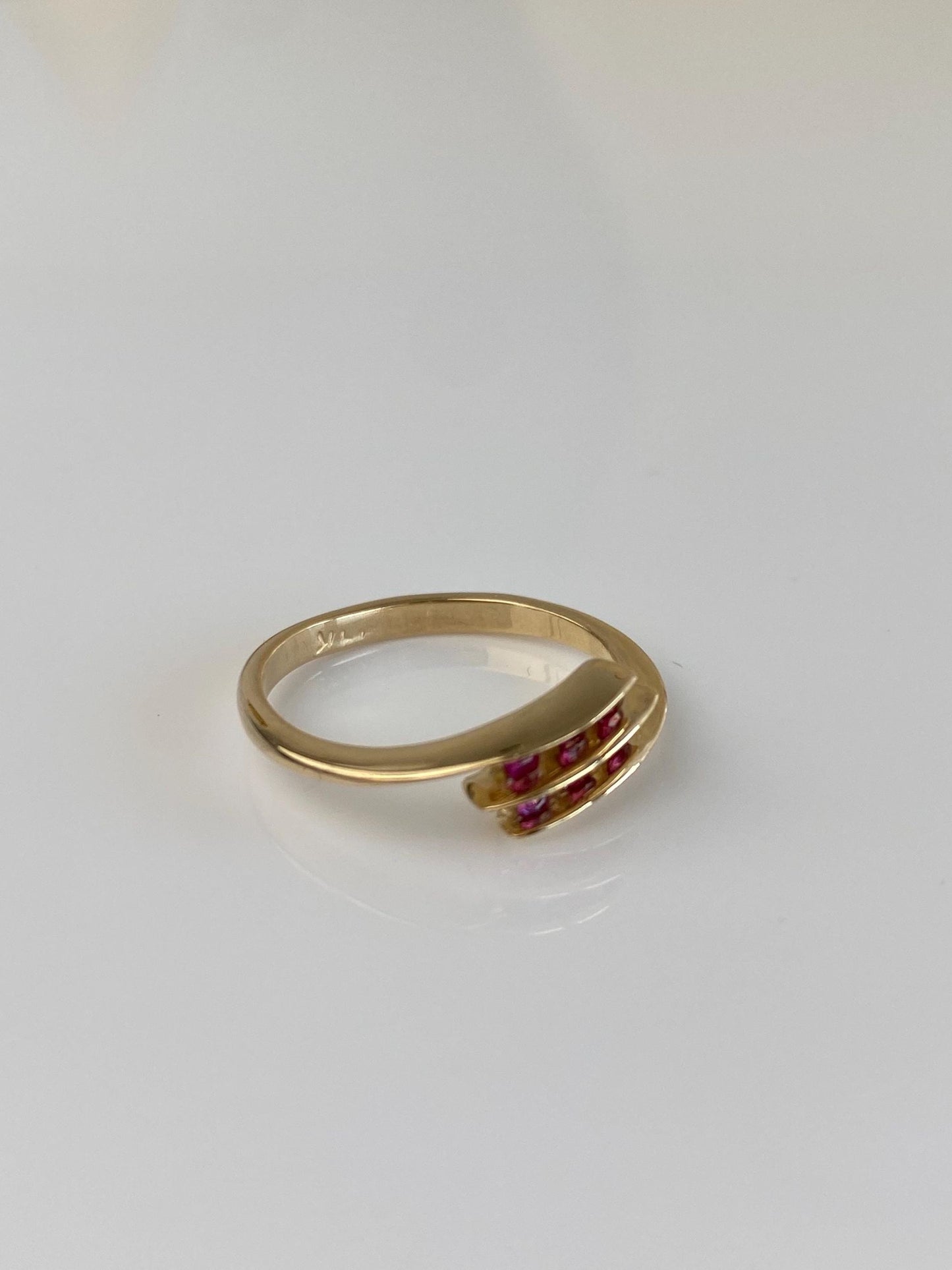 Vintage Solid 14k Yellow Gold Ruby Ring - Size 5.75
