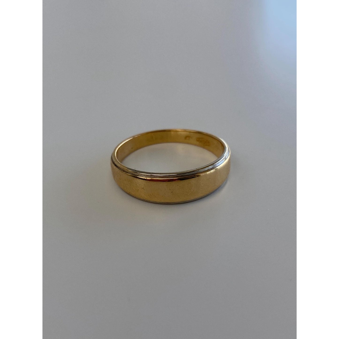 Vintage Solid 14k White & Yellow Gold Tapered Ring Band - Size 9.75