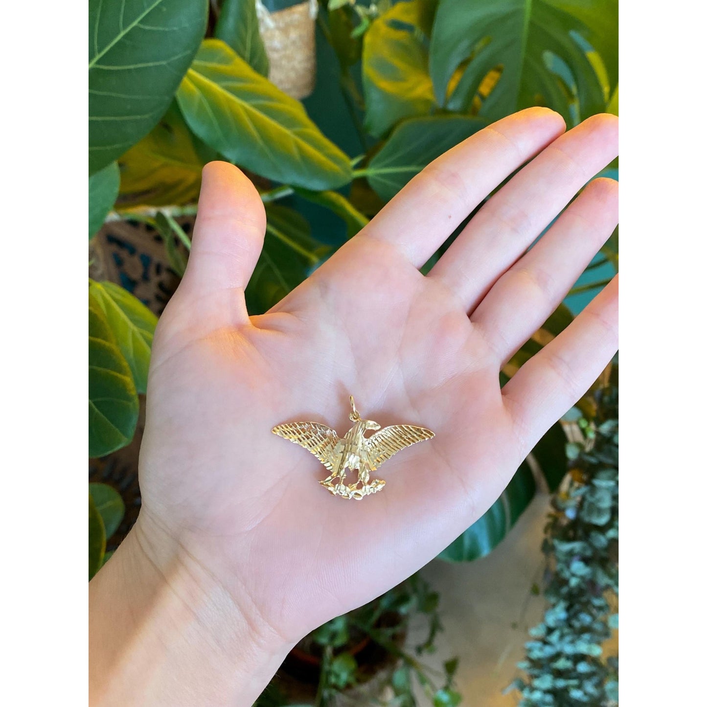 Vintage Solid 10k Yellow Gold Diamond Cut Eagle Charm