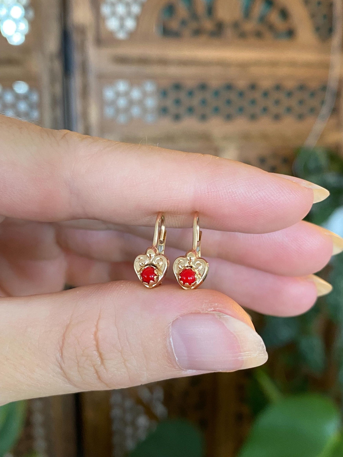 Vintage Solid 14k Yellow Gold Red Stone Heart Drop Earrings