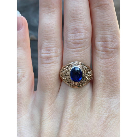 Vintage Solid 10k Yellow Gold Blue Spinel Class Ring - Size 6.25