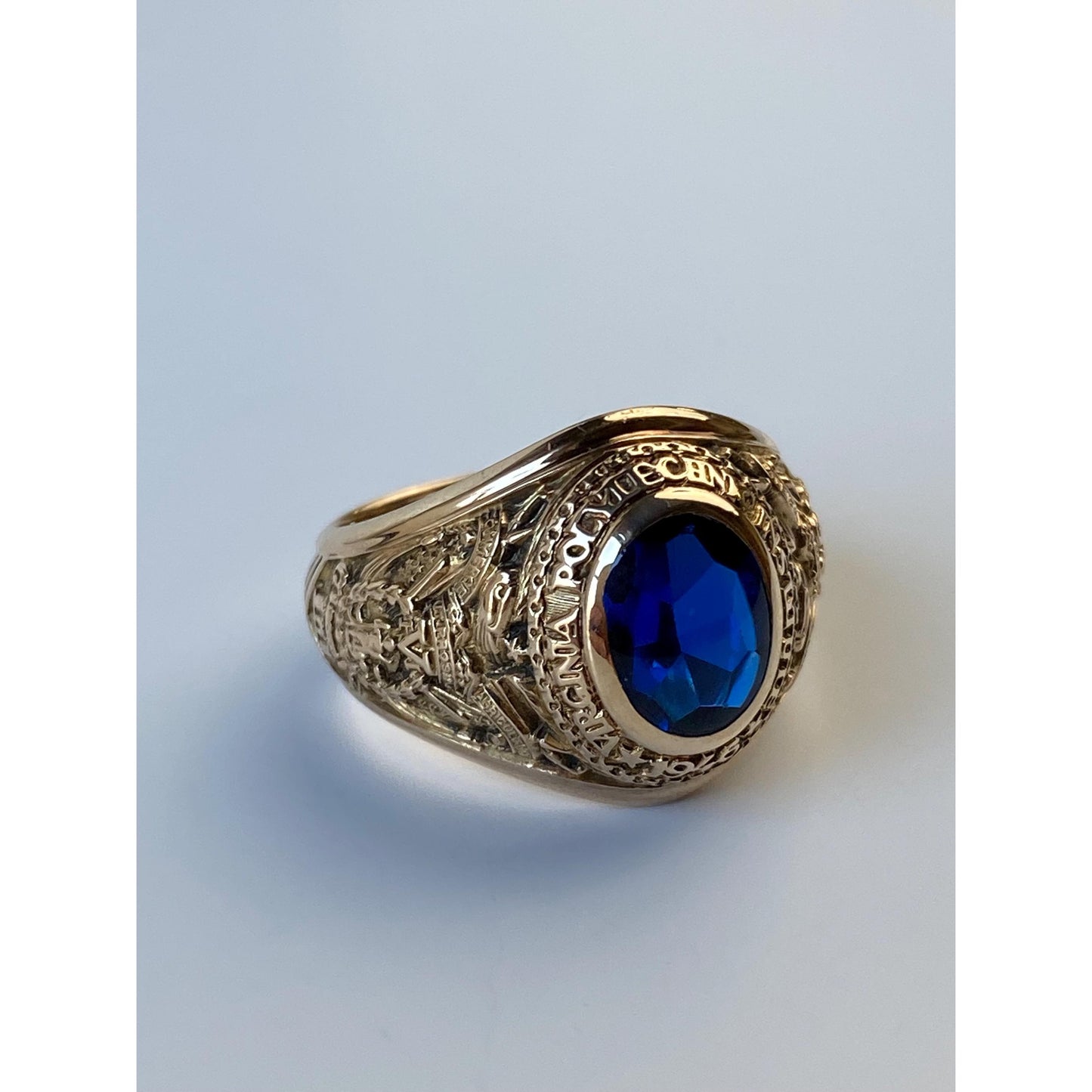 Vintage Solid 10k Yellow Gold Blue Spinel Class Ring - Size 6.25