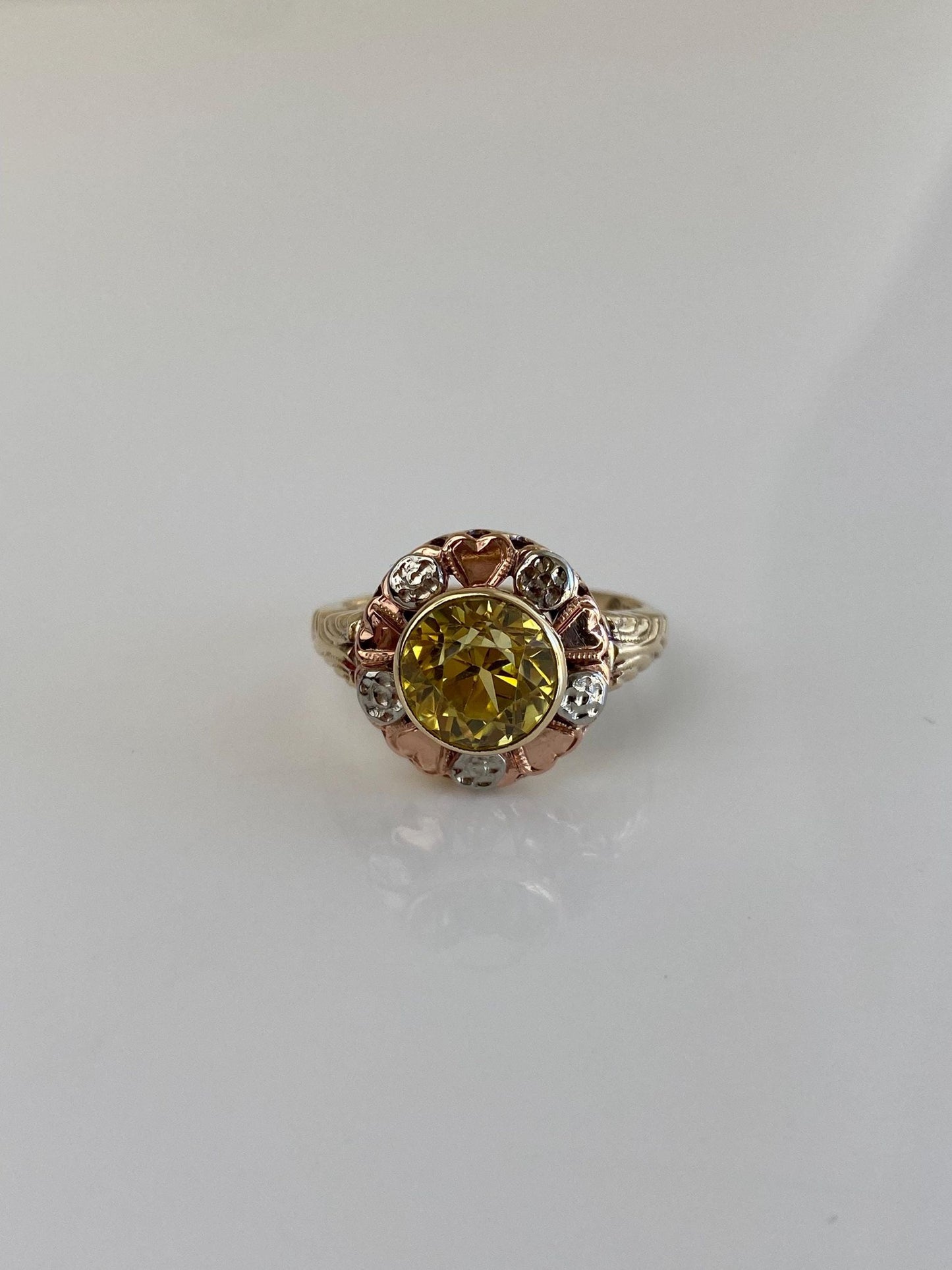 Vintage Solid 10k Tri Tone Gold Yellow Sapphire Ring - Size 6.25