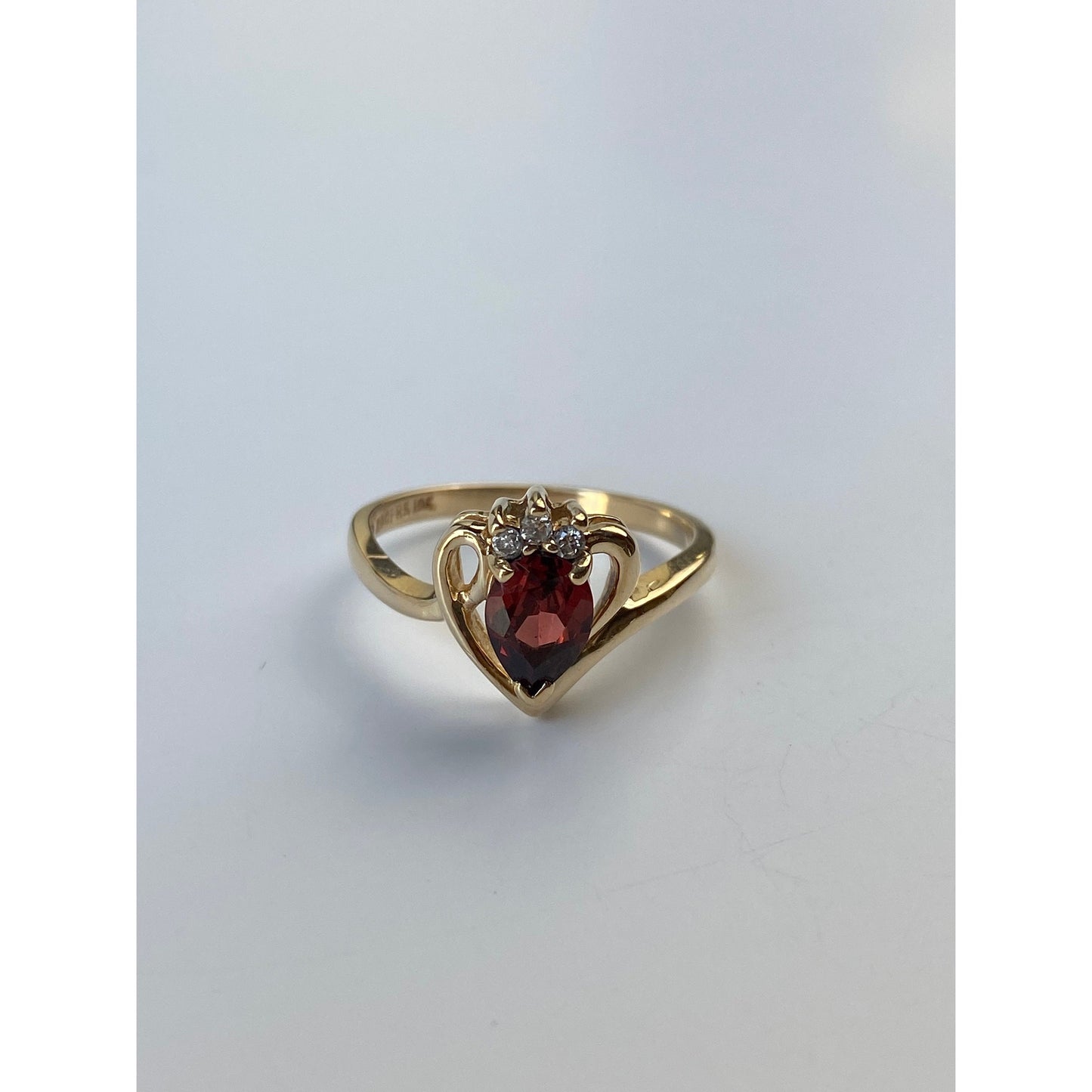 Vintage Solid 10k Yellow Gold Garnet Diamond Ring - Size 6.5
