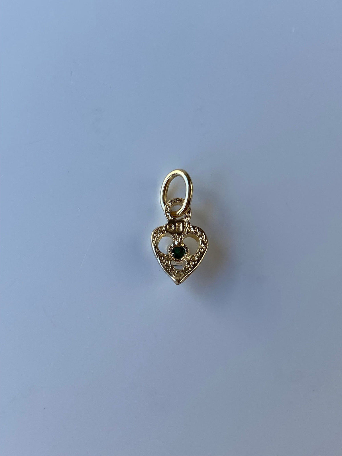 Vintage Solid 10k Yellow Gold Emerald Heart Charm