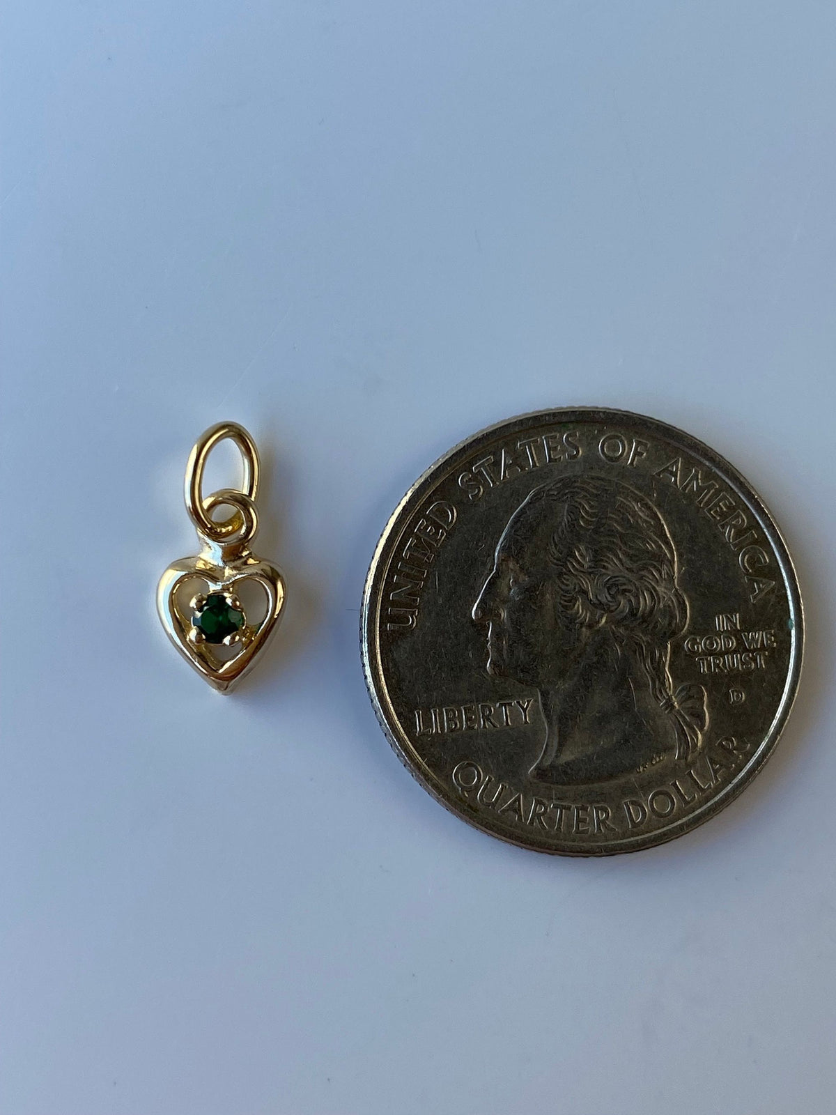 Vintage Solid 10k Yellow Gold Emerald Heart Charm