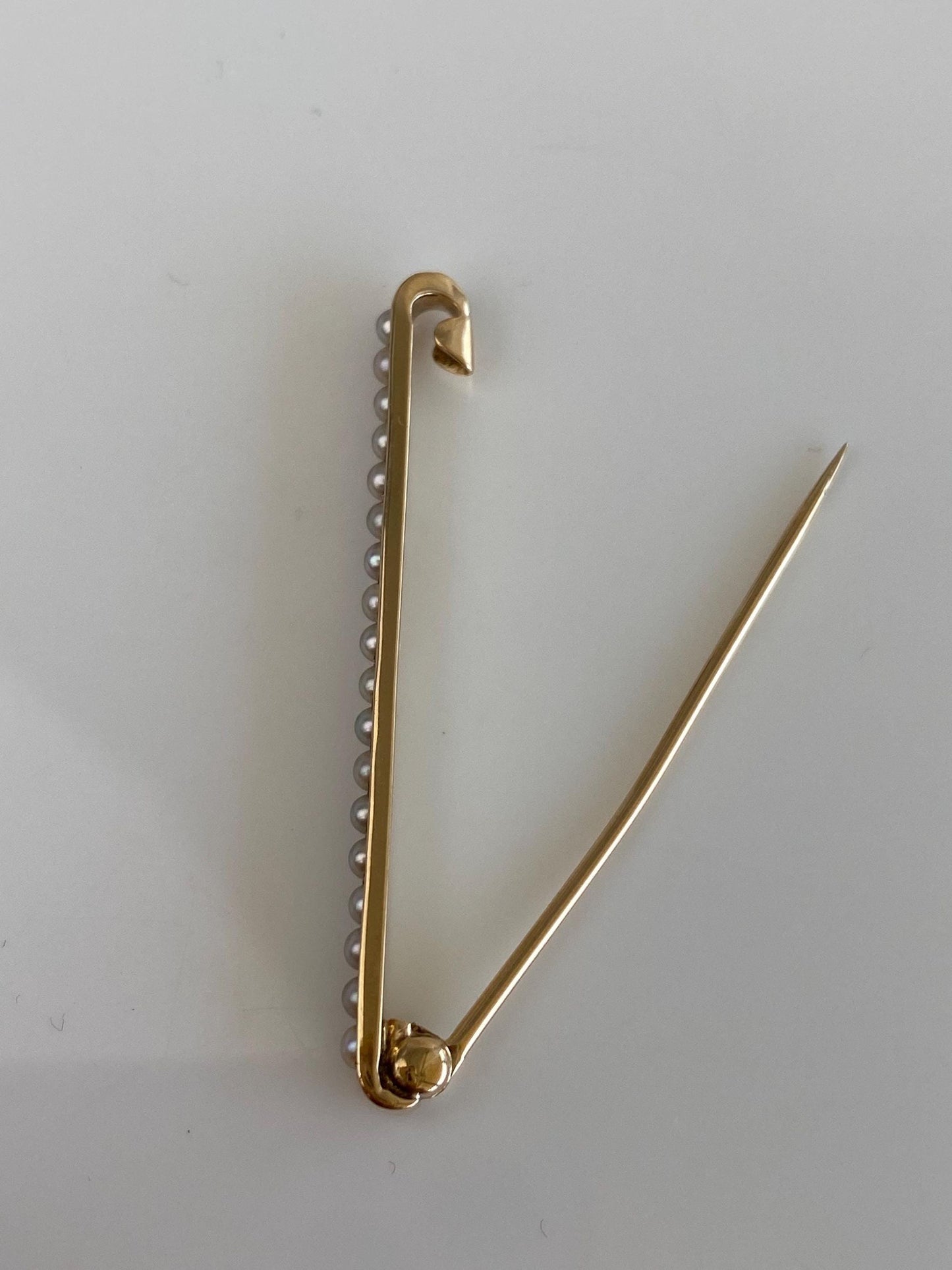 Vintage Solid 14k Yellow Gold Pearls Safety Pin