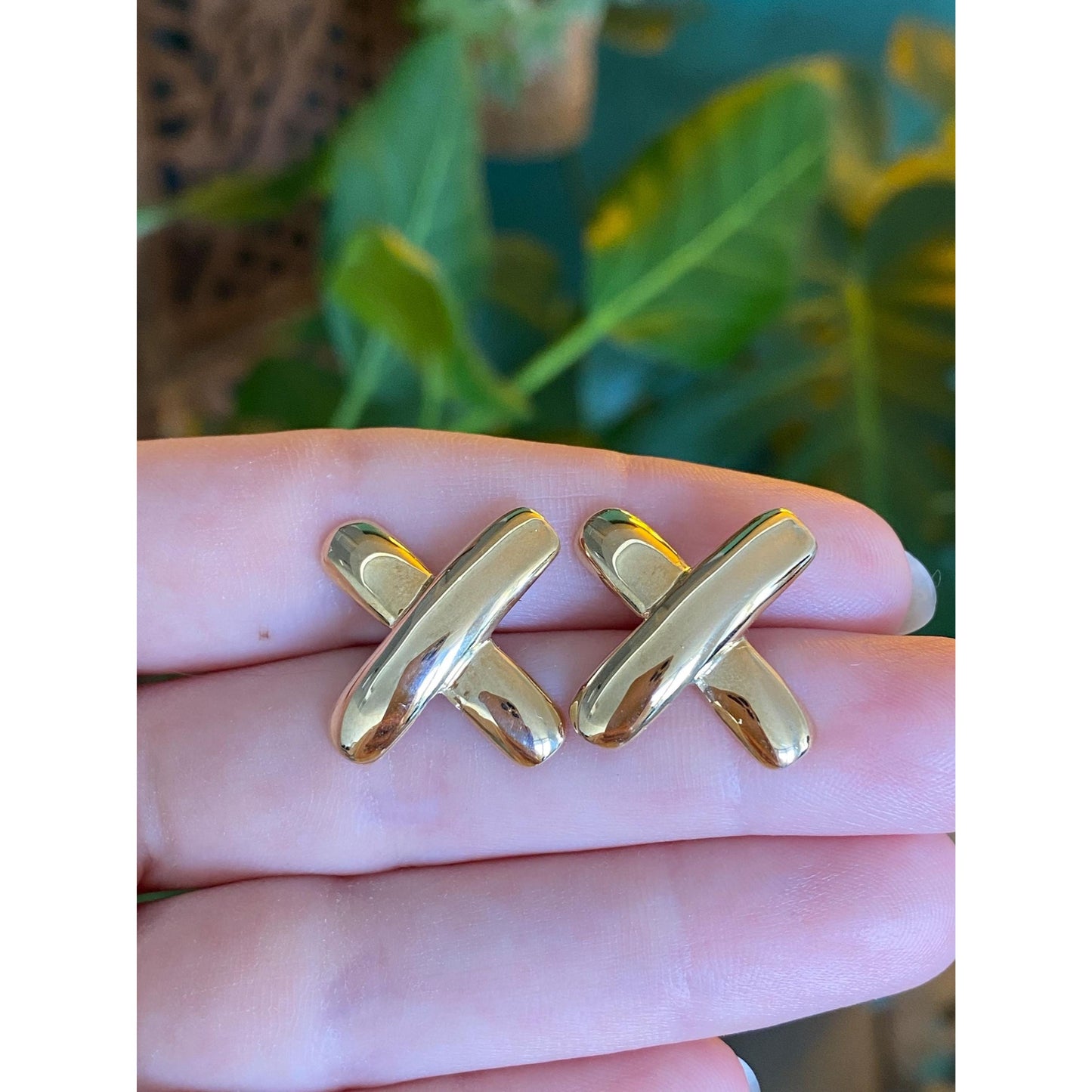Vintage Solid 14k Yellow Gold X Stud Earrings