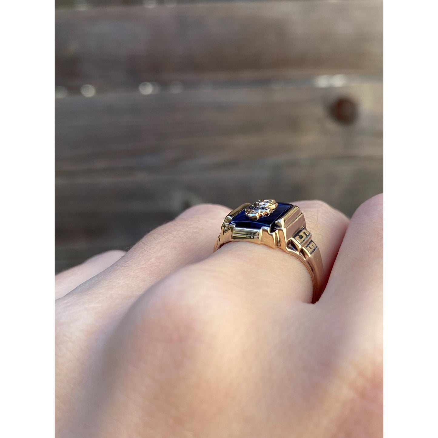 Vintage Solid 10k Yellow Gold Blue Spinel 1959 Class Ring - Size 6.5