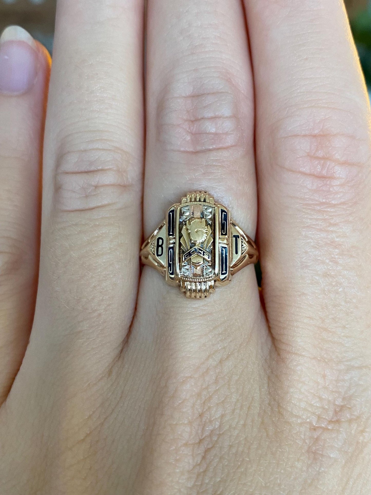 Vintage Solid 10k Yellow Gold Enamel 1951 Class Ring - Size 6.75
