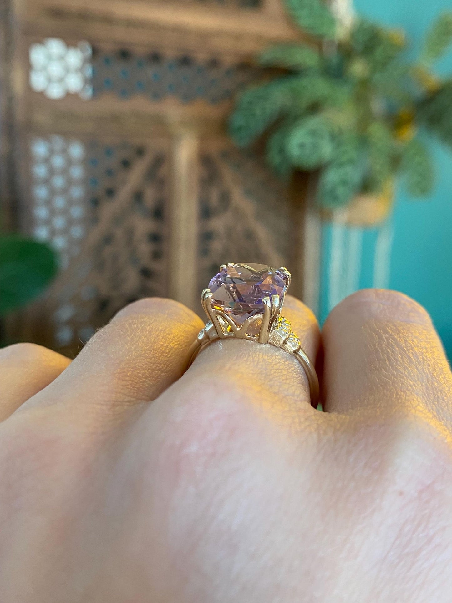 Vintage Solid 10k White & Yellow Gold Diamond Faceted Amethyst Ring - Size 7