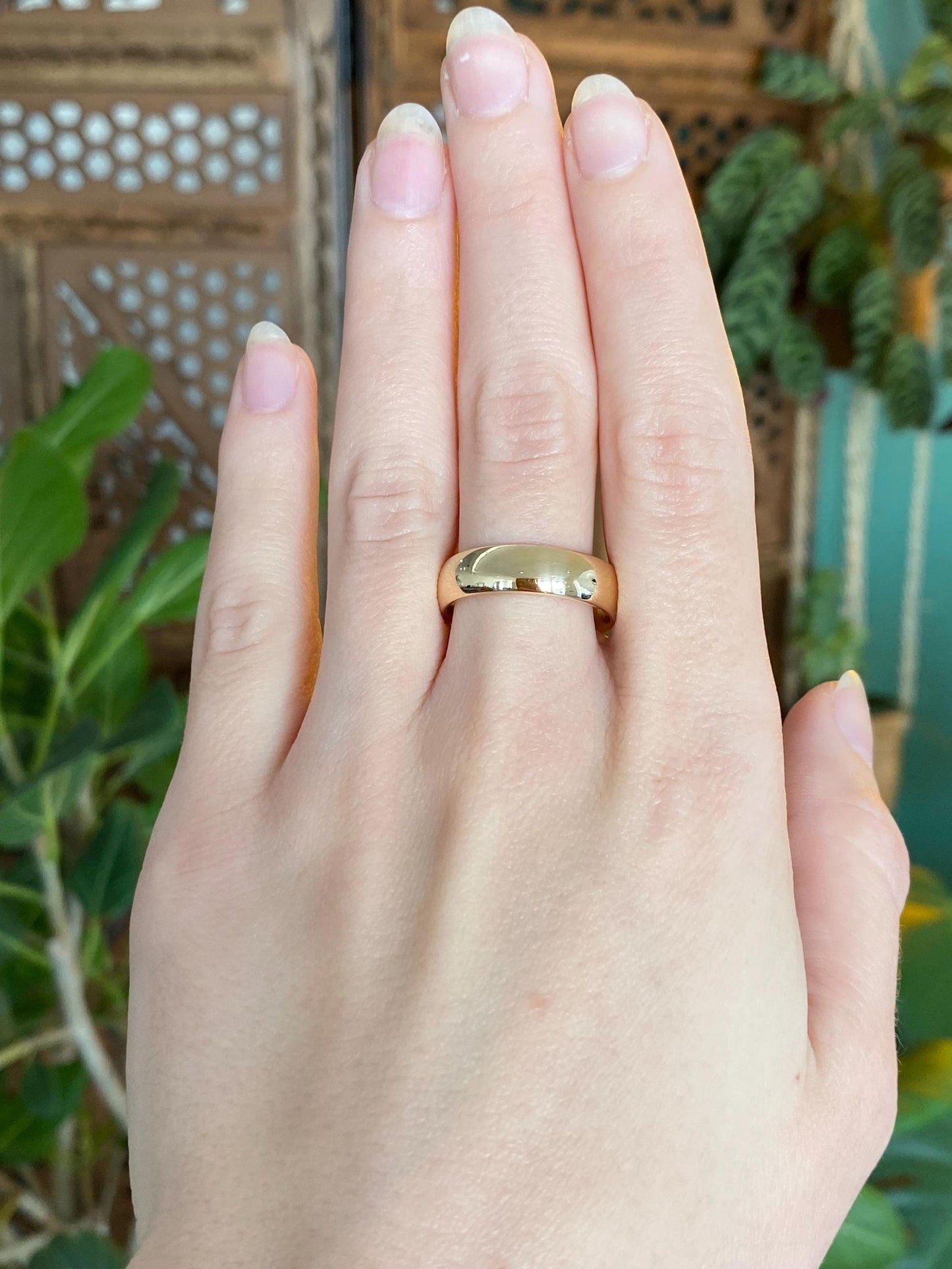 Vintage Solid 14k Yellow Gold Ring Band - Size 9