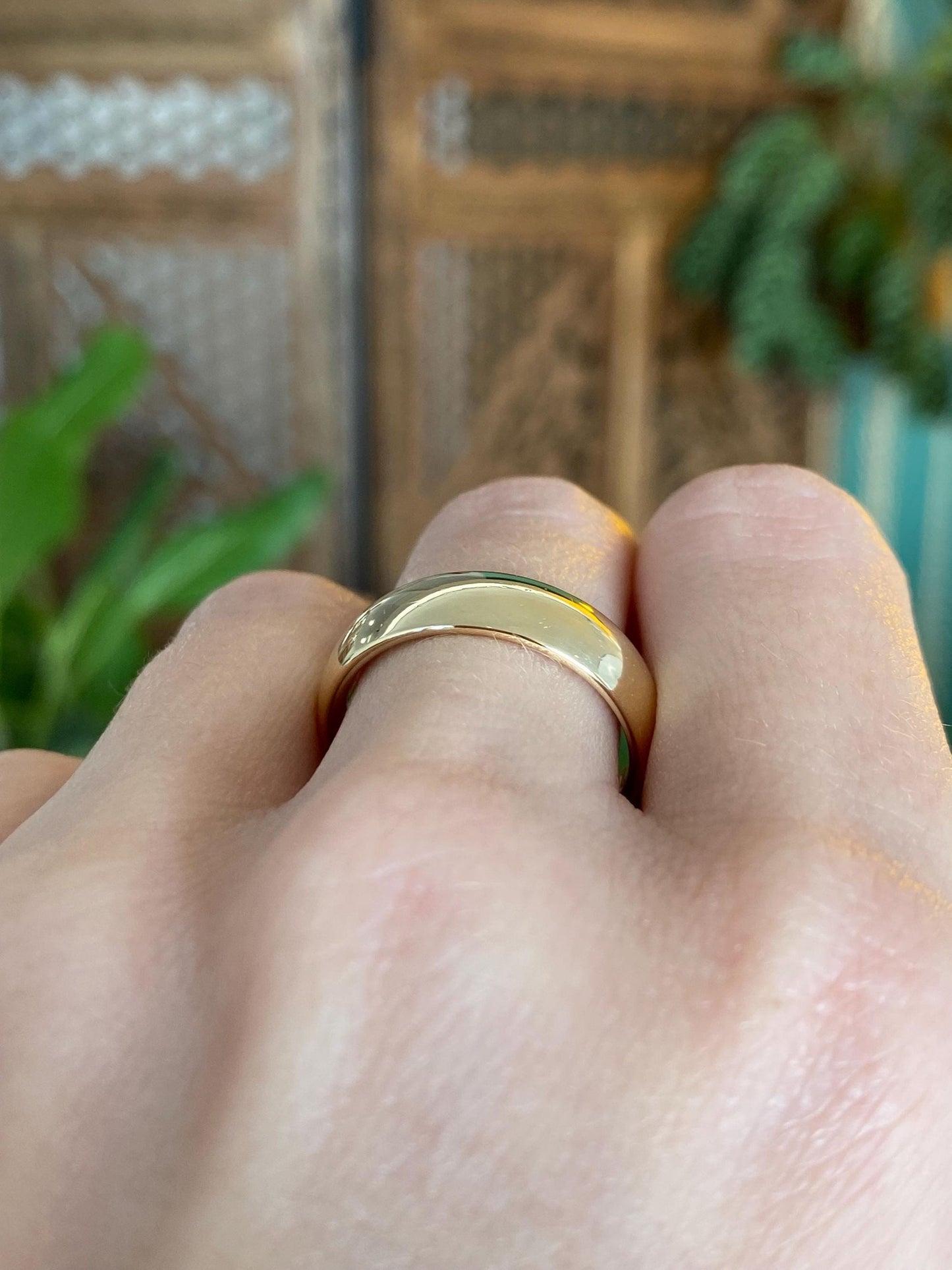 Vintage Solid 14k Yellow Gold Ring Band - Size 9