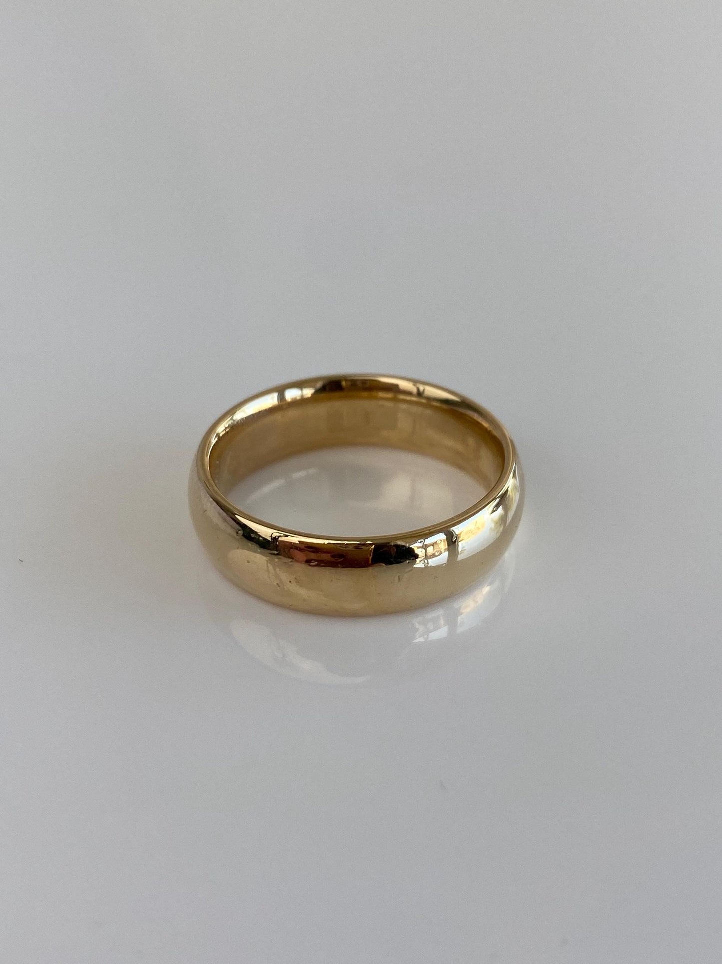 Vintage Solid 14k Yellow Gold Ring Band - Size 9