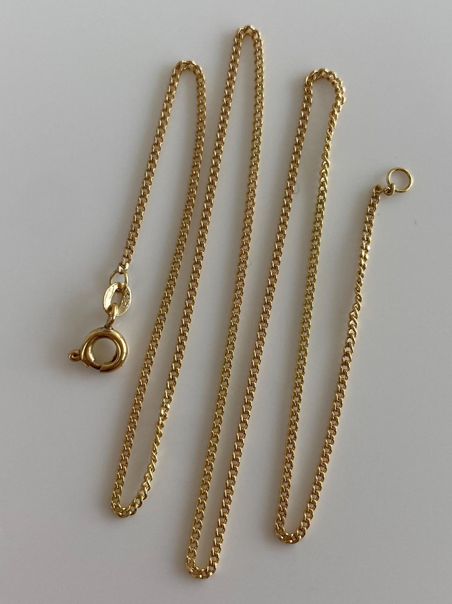Vintage Solid 18k Yellow Gold Tight Curb Chain Necklace - 15.75 inches