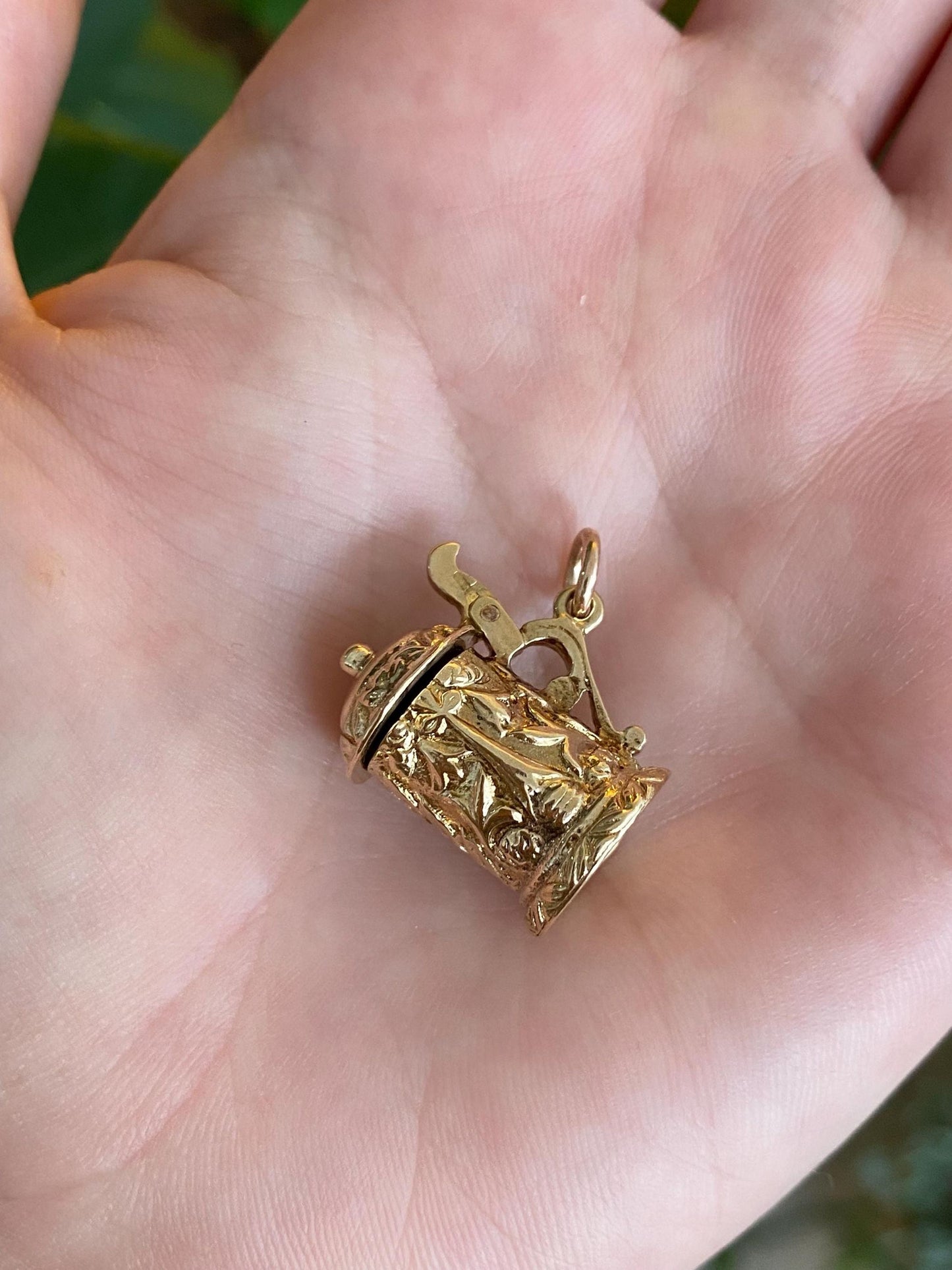 Vintage Solid 9k Yellow Gold Floral Beer Stein Charm